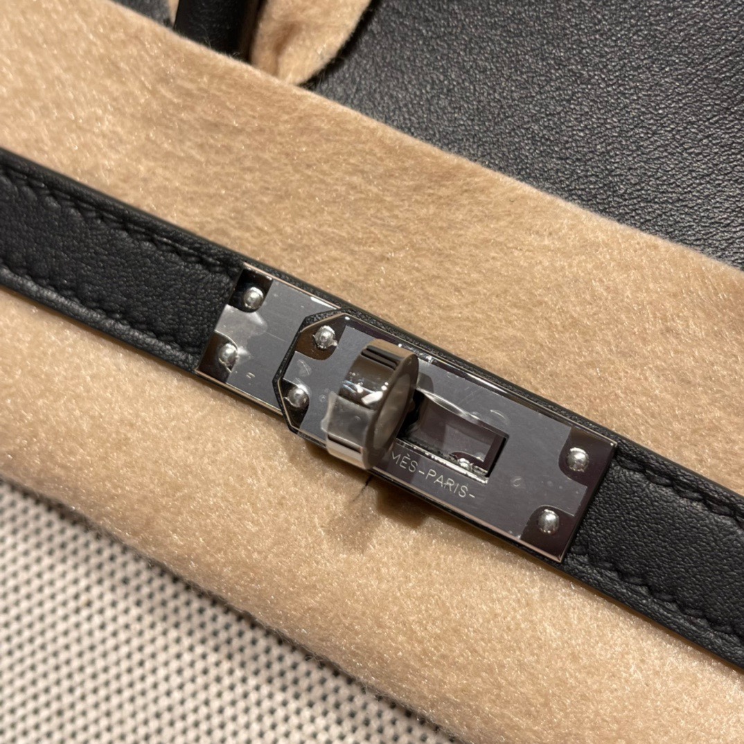 에르메스 버킨백30 톨리 블랙 은장 캔버스 스위프트